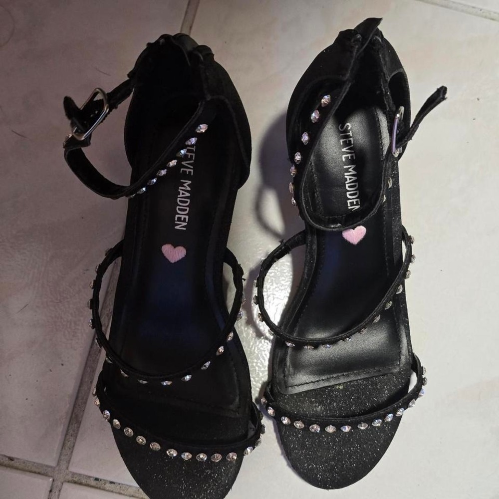 Steve Madden girls heels size 5 Black